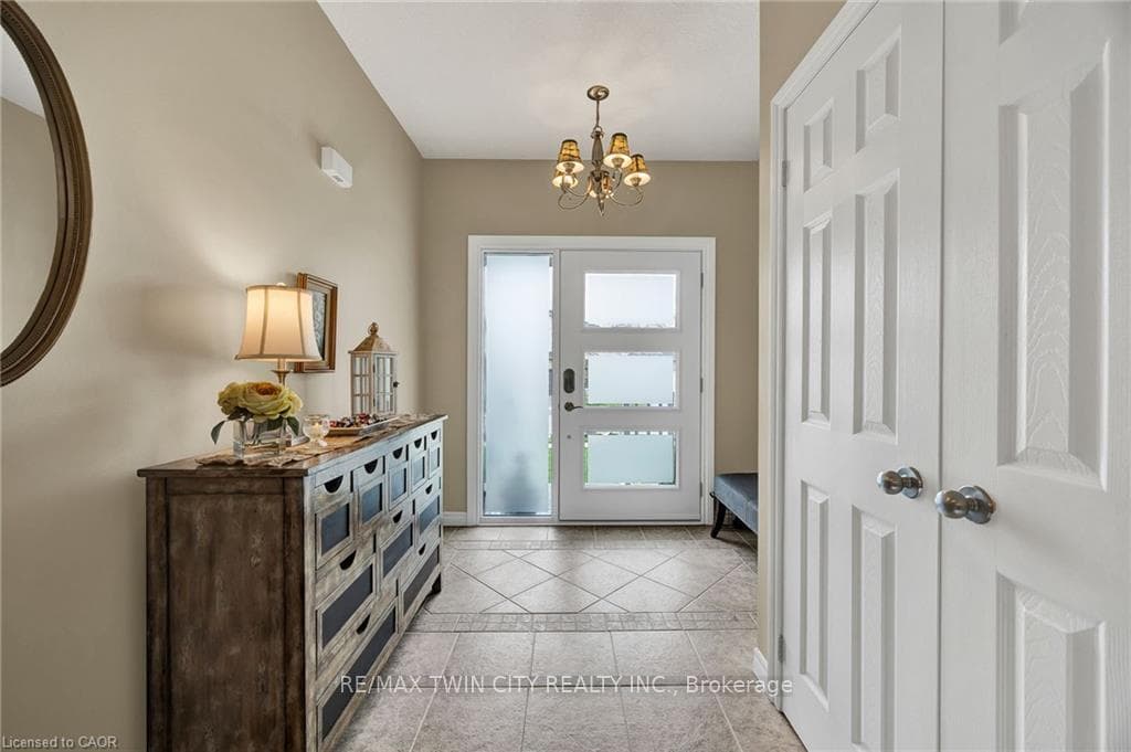 835 Brandenburg Boulevard photo 3