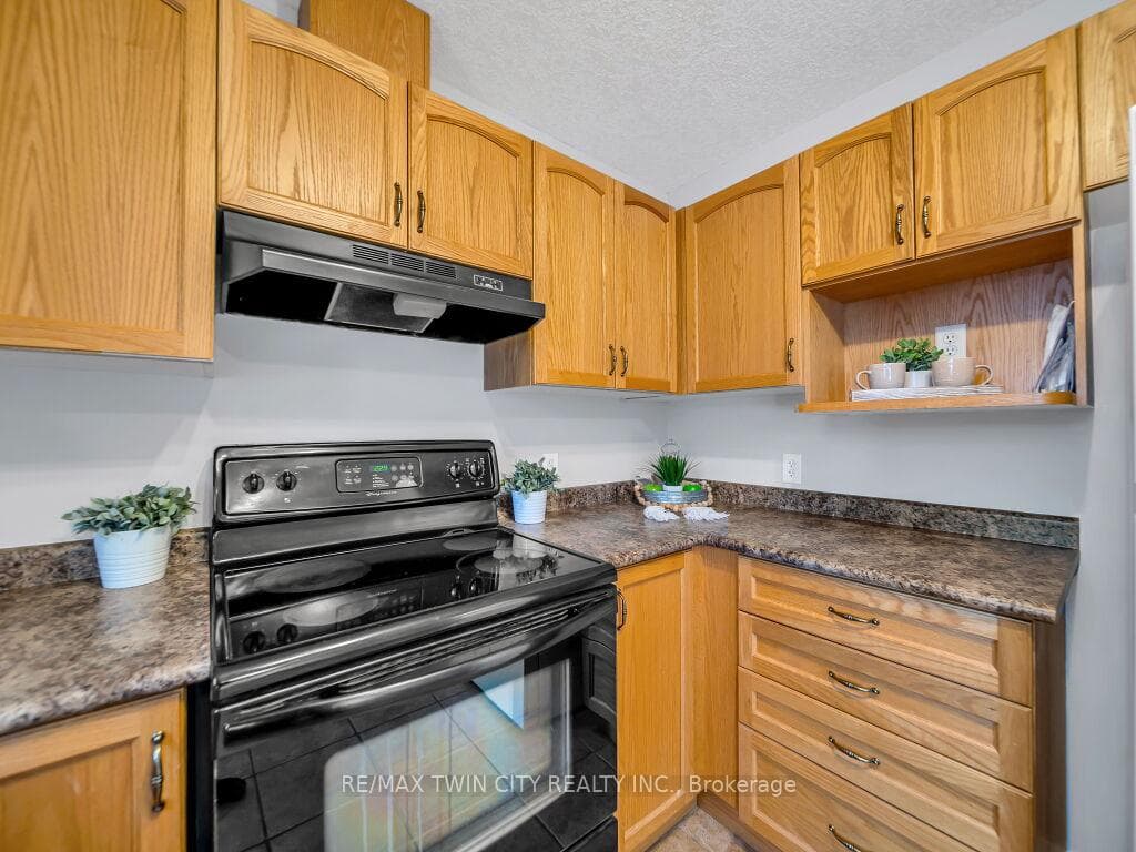 535 WINDFLOWER Crescent Unit #11 photo 9