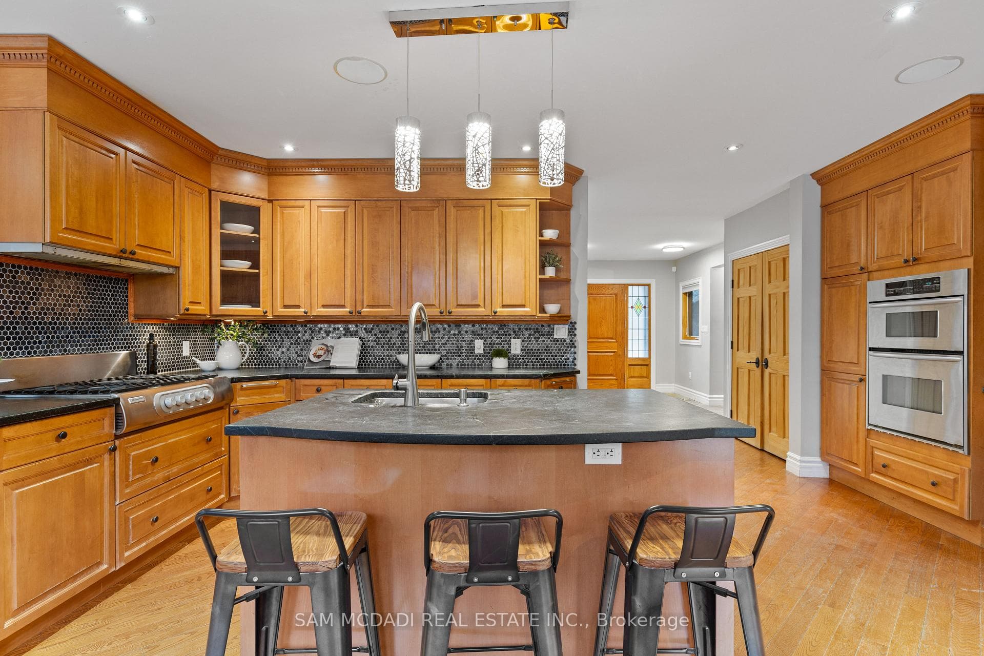 690 Meadow Wood Road photo 15