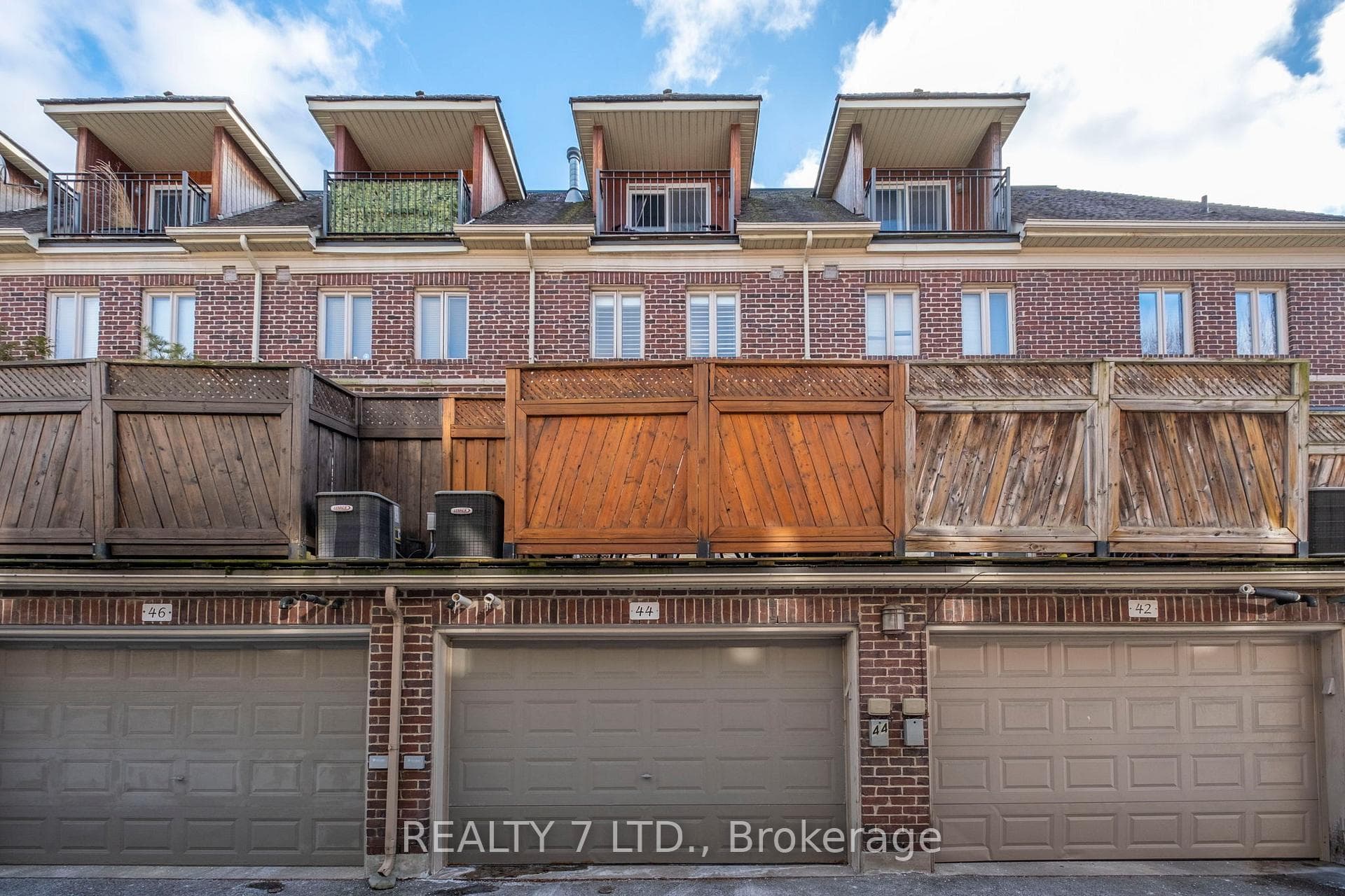 44 Furrow Lane photo 44