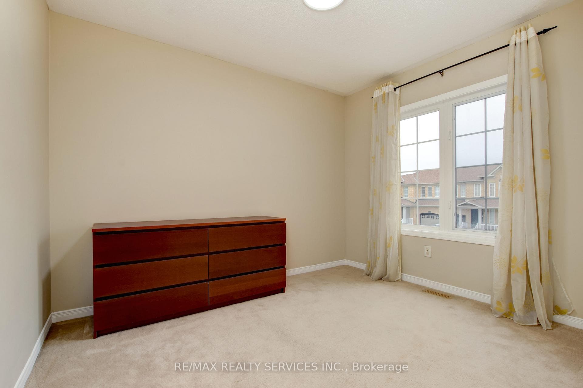 93 Starhill Crescent photo 22