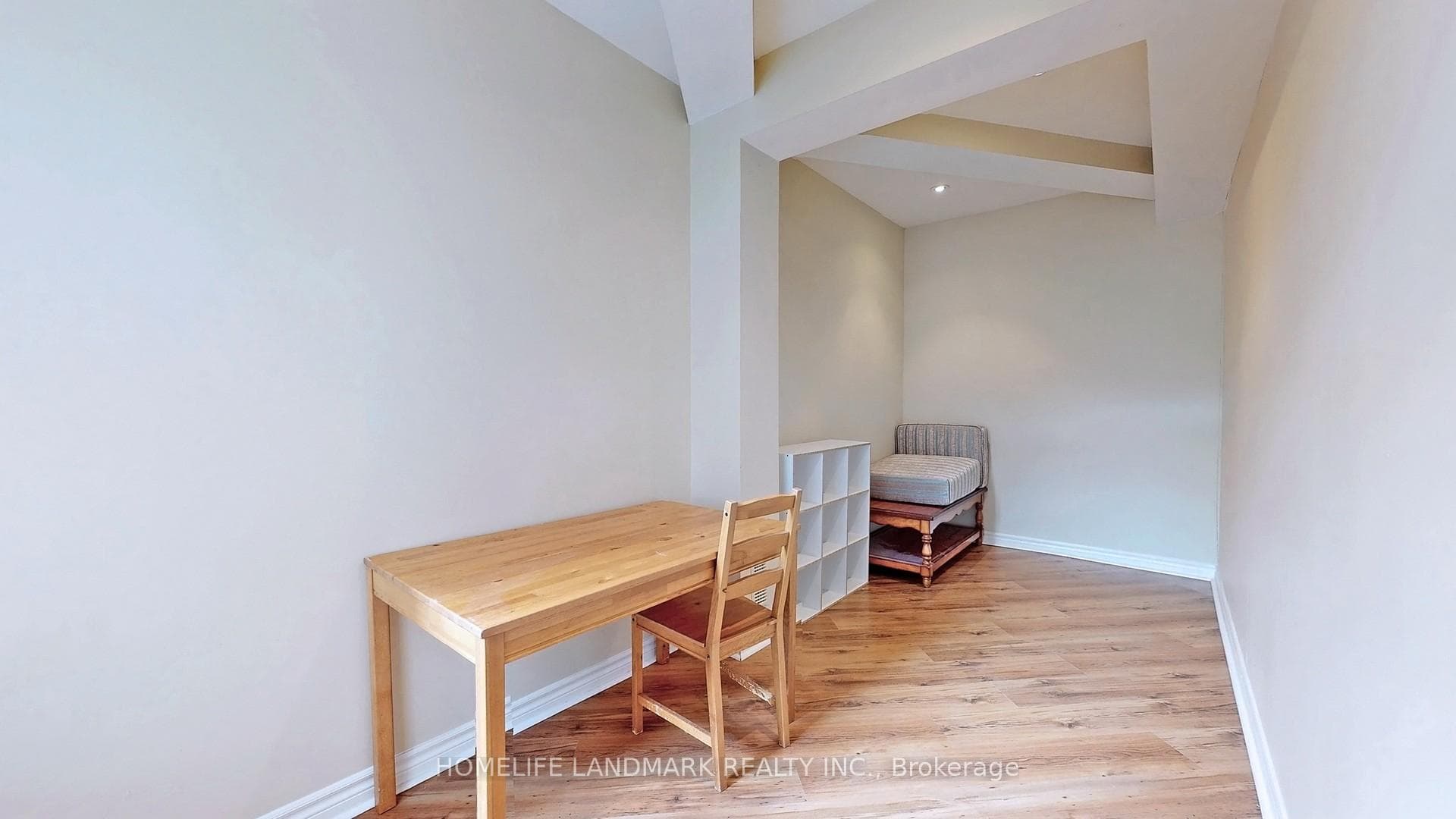 88 Caines (Basement) Avenue photo 13