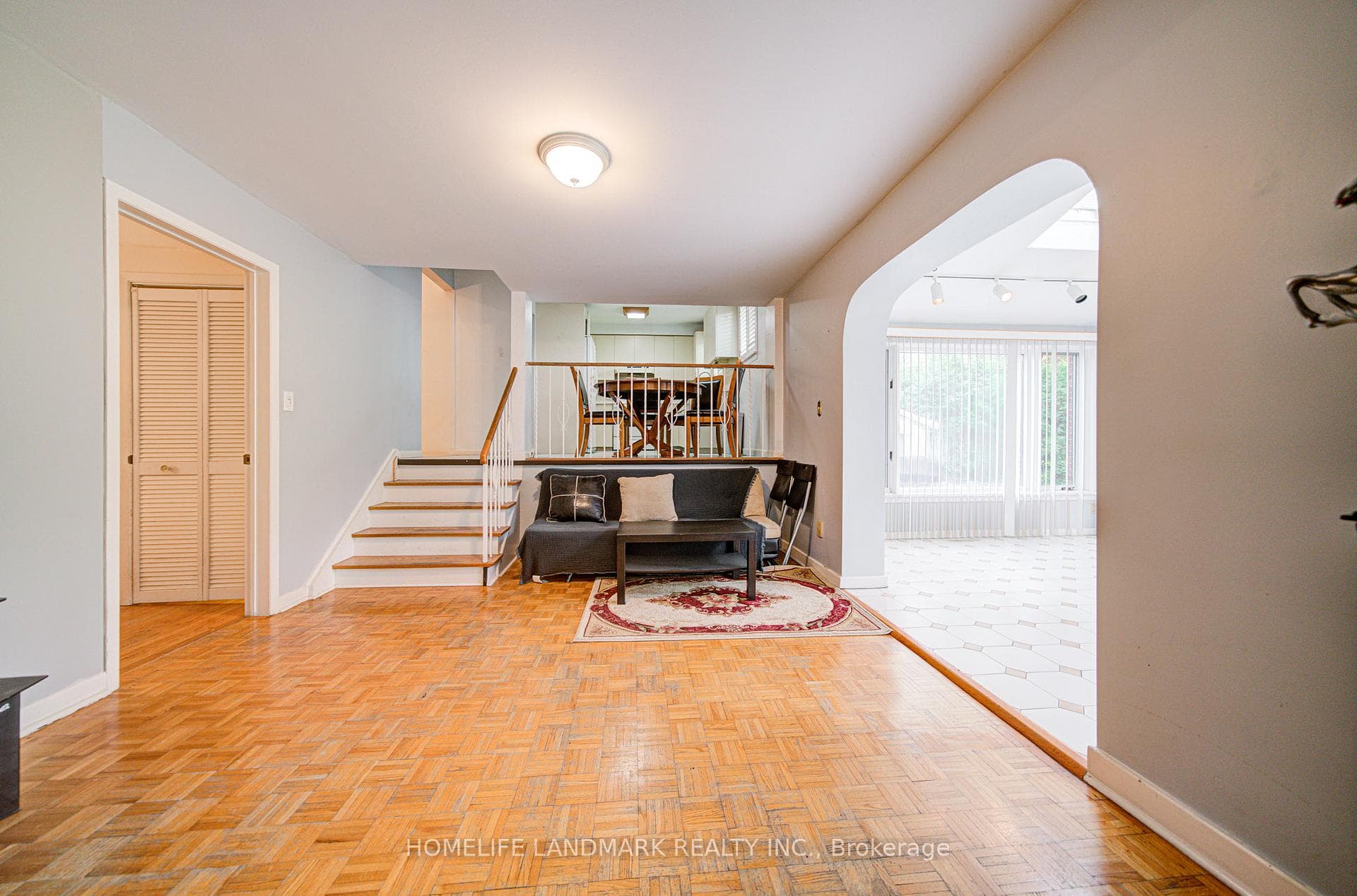 52 Deepdale Drive photo 18