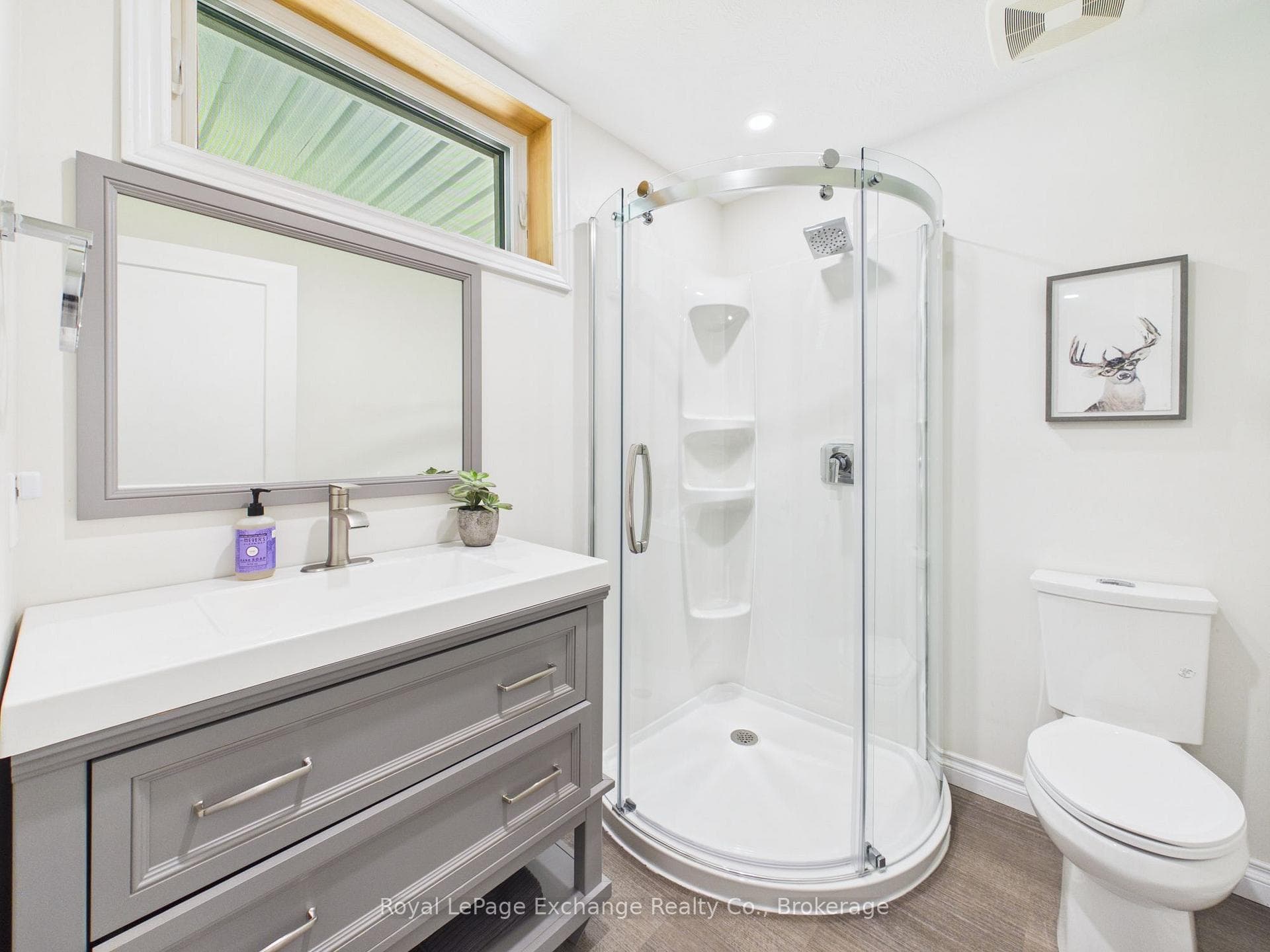 Lower Level 3 Pc Bath
