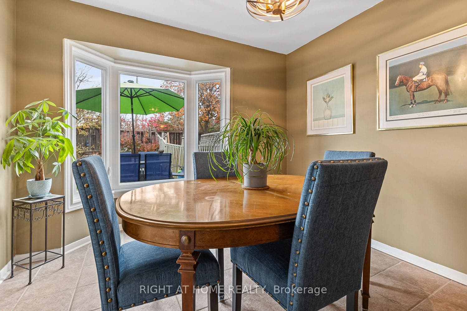 Beautiful bay window