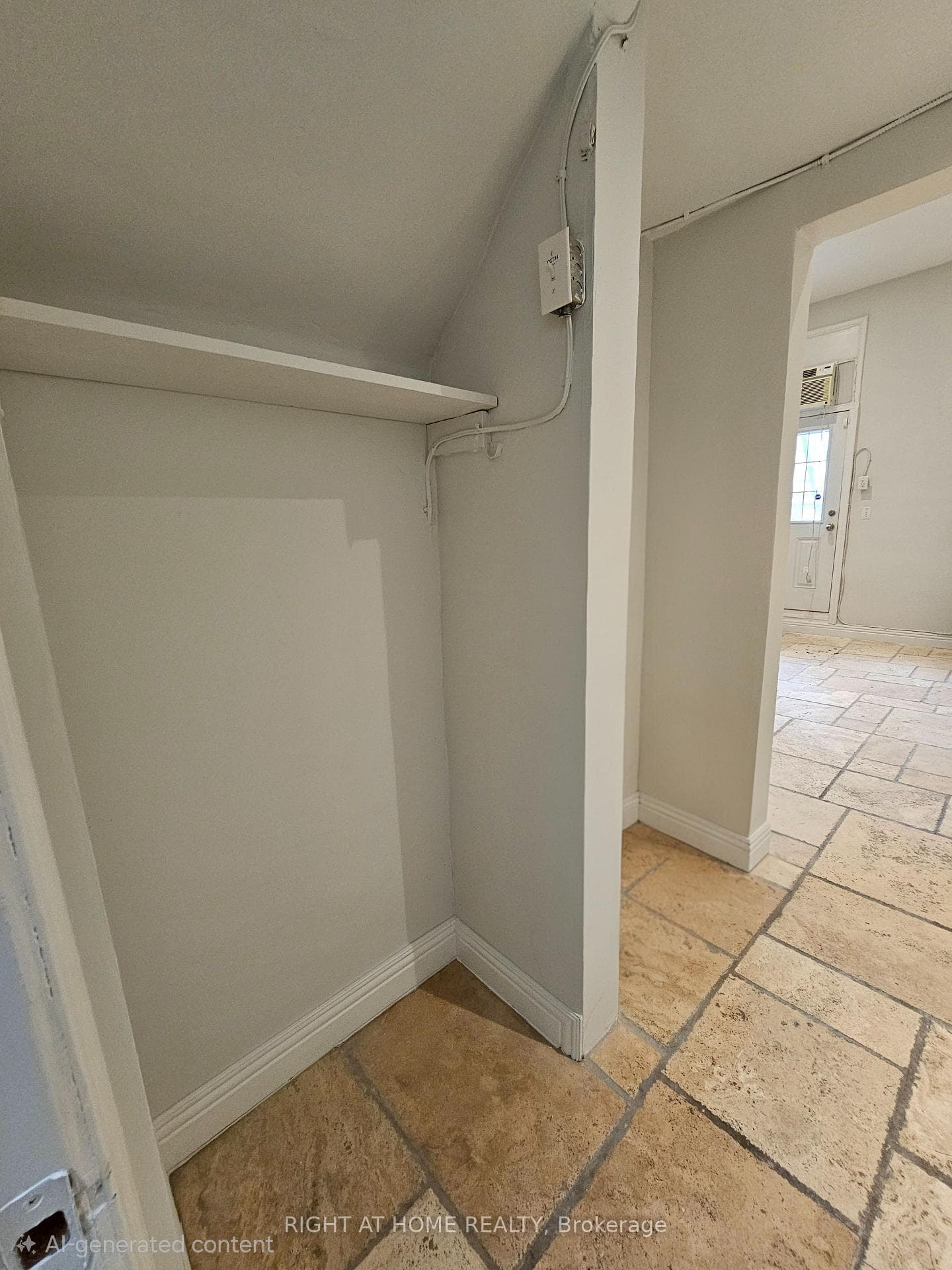 550 Yonge Street Unit 2F photo 9