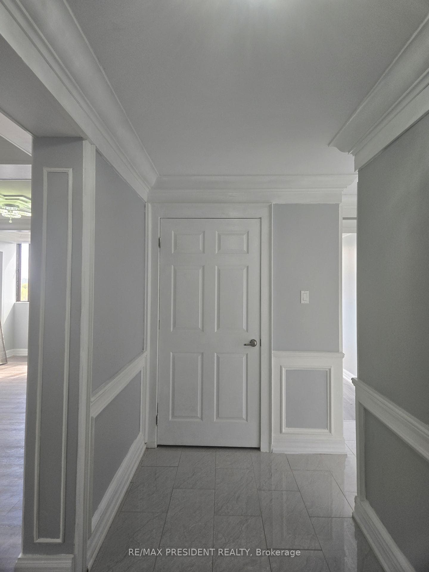 133 Torresdale Avenue Unit 808 photo 2