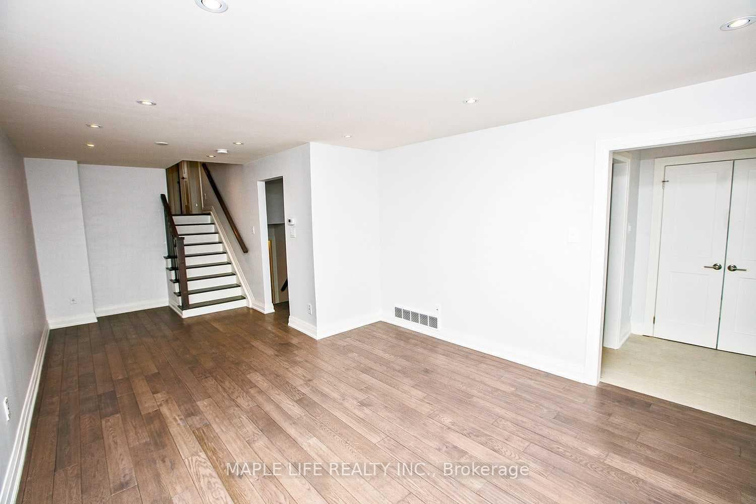 327 Montego Road Unit Bsmt photo 2