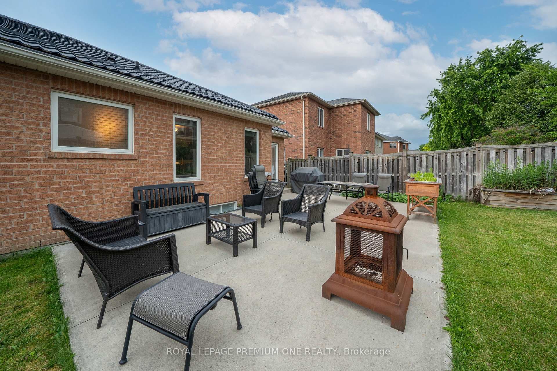 19 Taylor Court photo 24