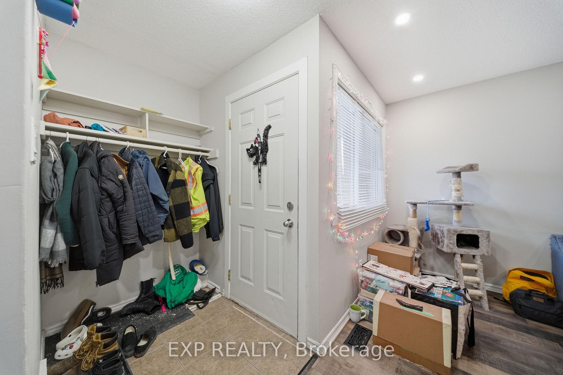 1675 Heatherington Road Unit 11 photo 19