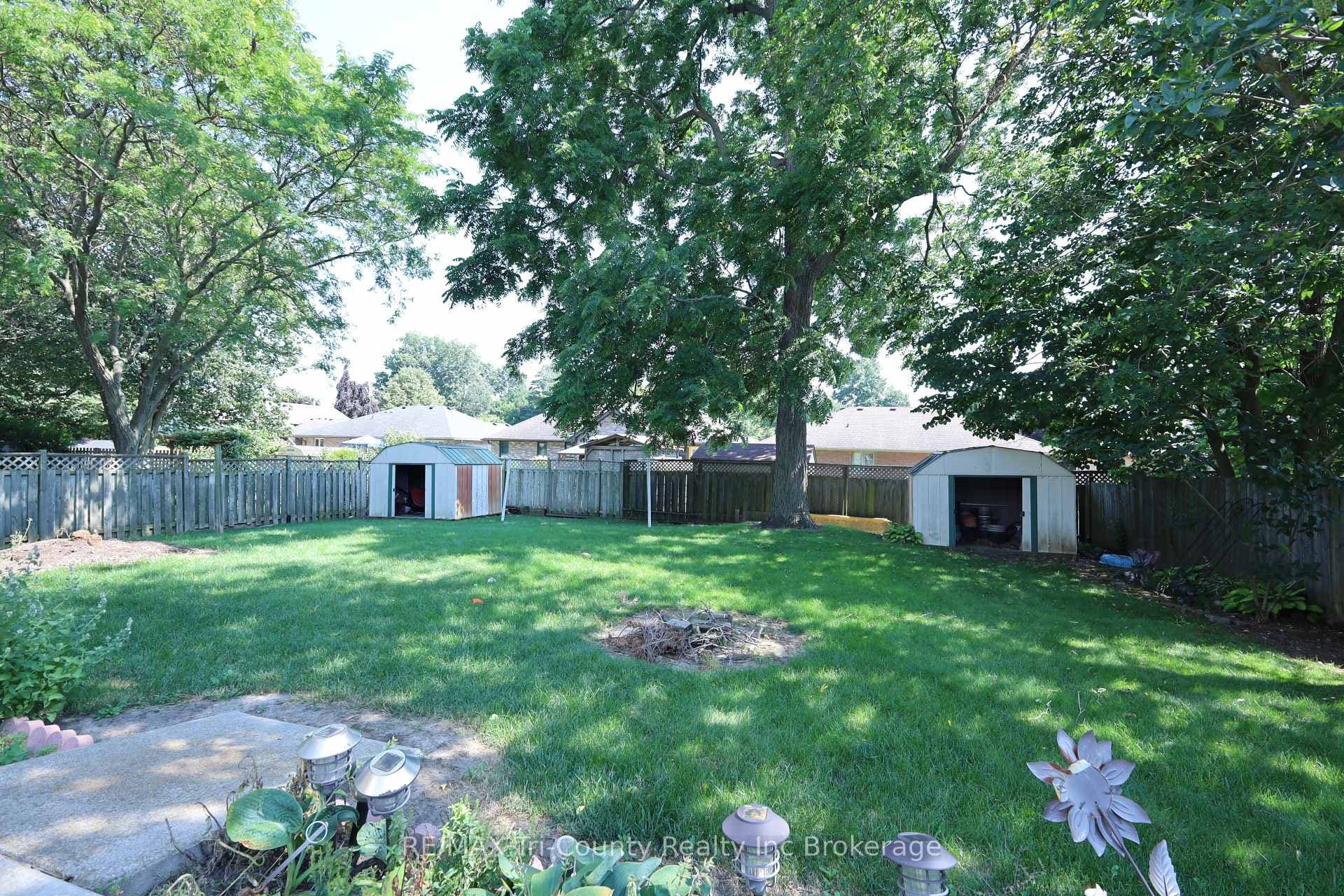 43 Trillium Drive photo 40