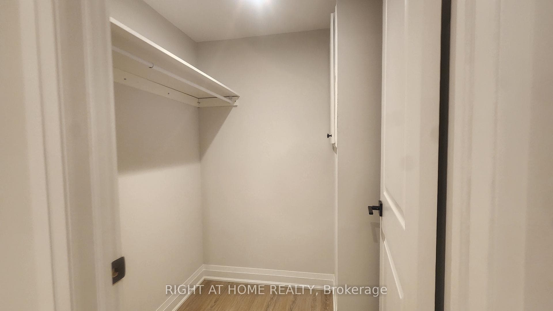 2427 Bonner Road Unit (Bsmt) photo 20