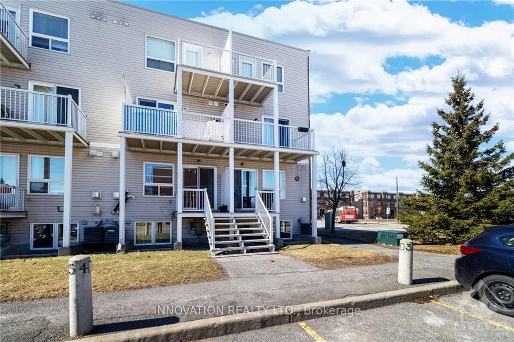 840 LONGFIELDS Drive photo 20