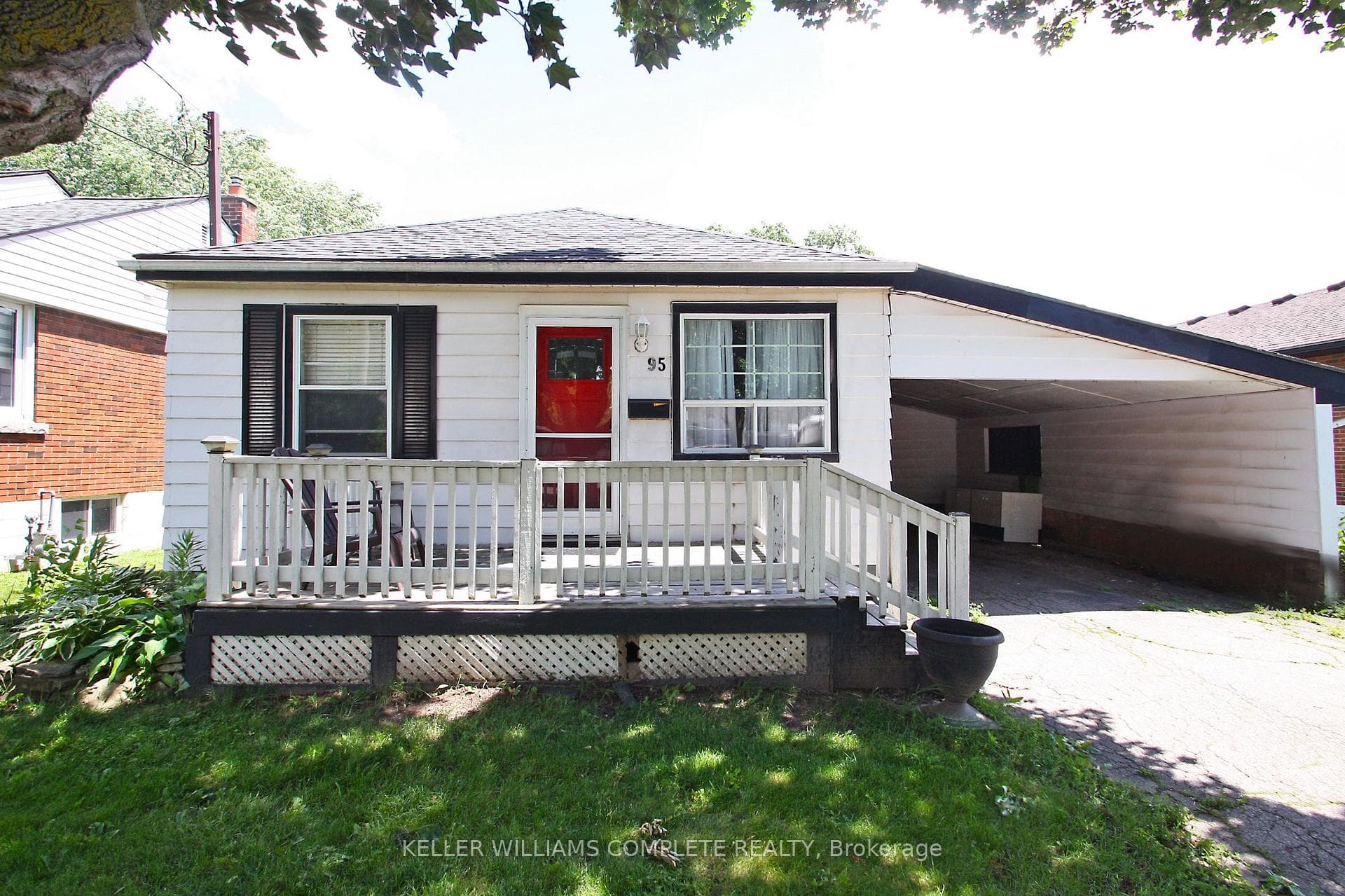 95 Dana Drive photo 1