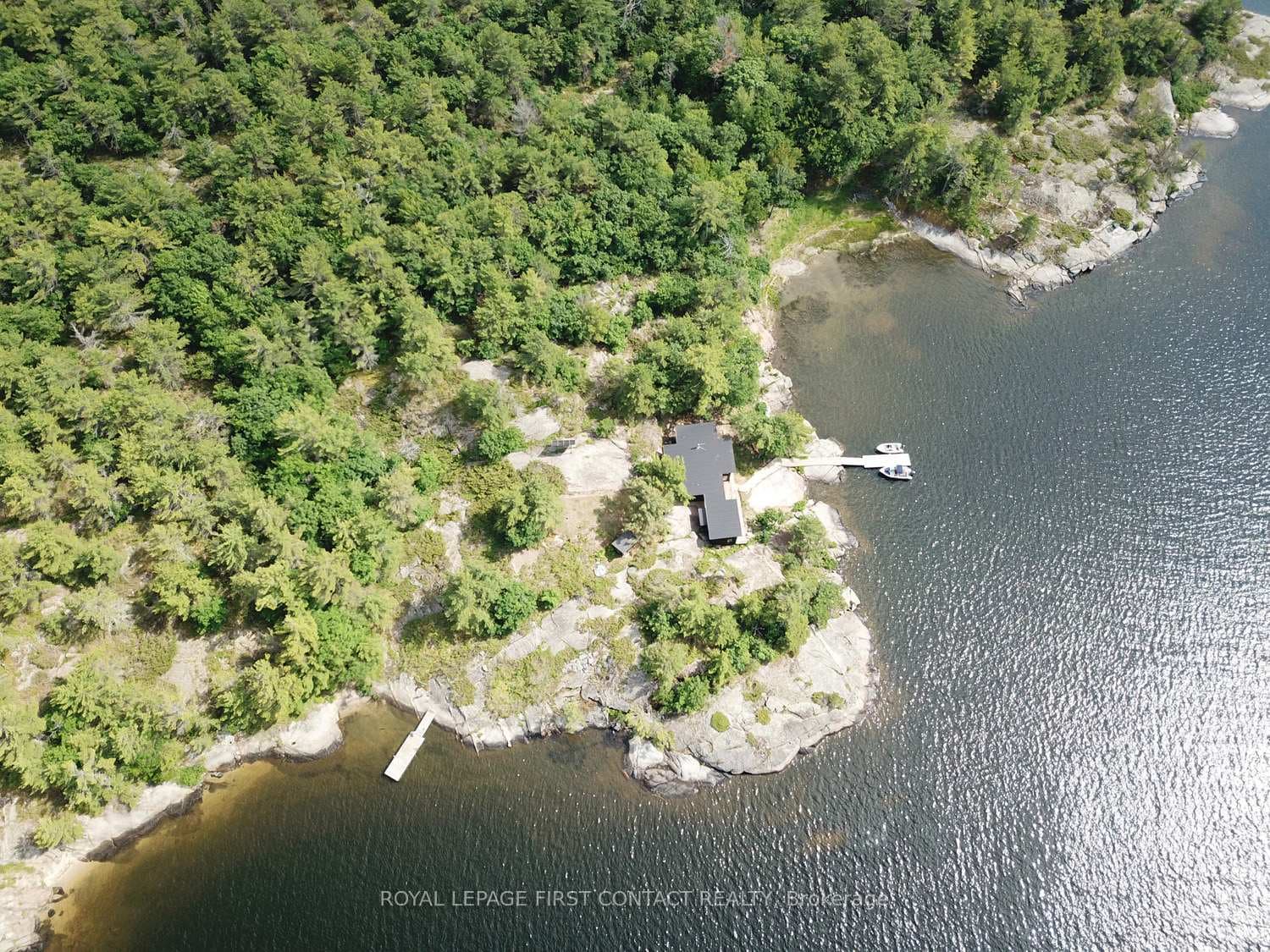 23 A26 Island photo 7