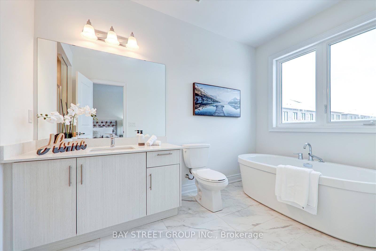 12 SCHMELTZER Crescent photo 11