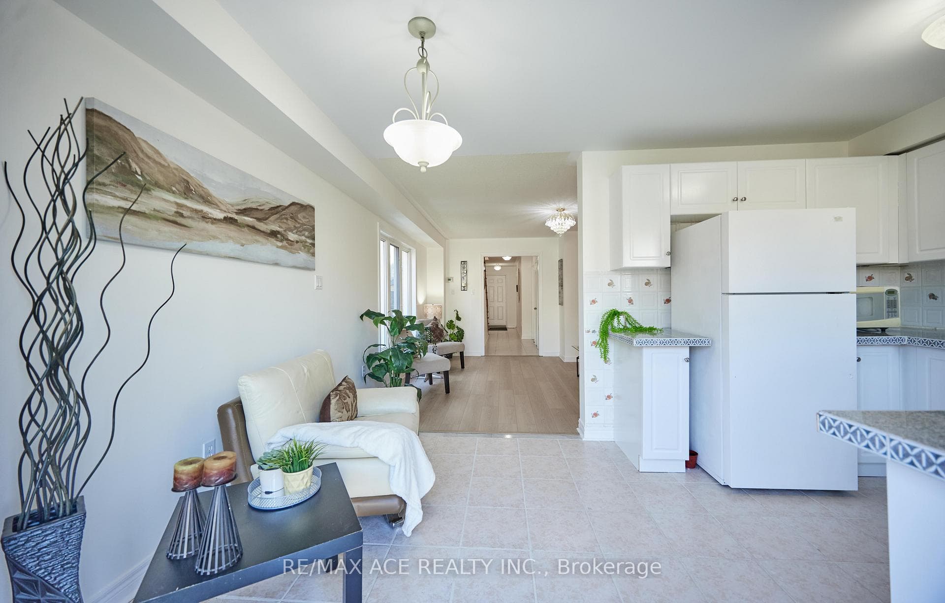 7130 Para Place photo 13