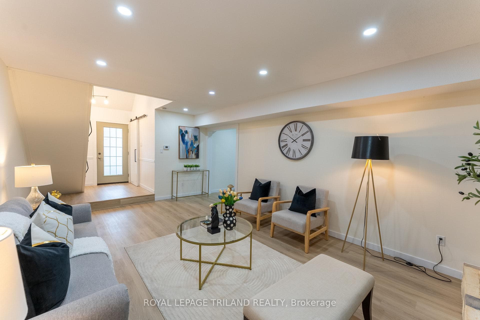 11 Crabtree Avenue photo 6