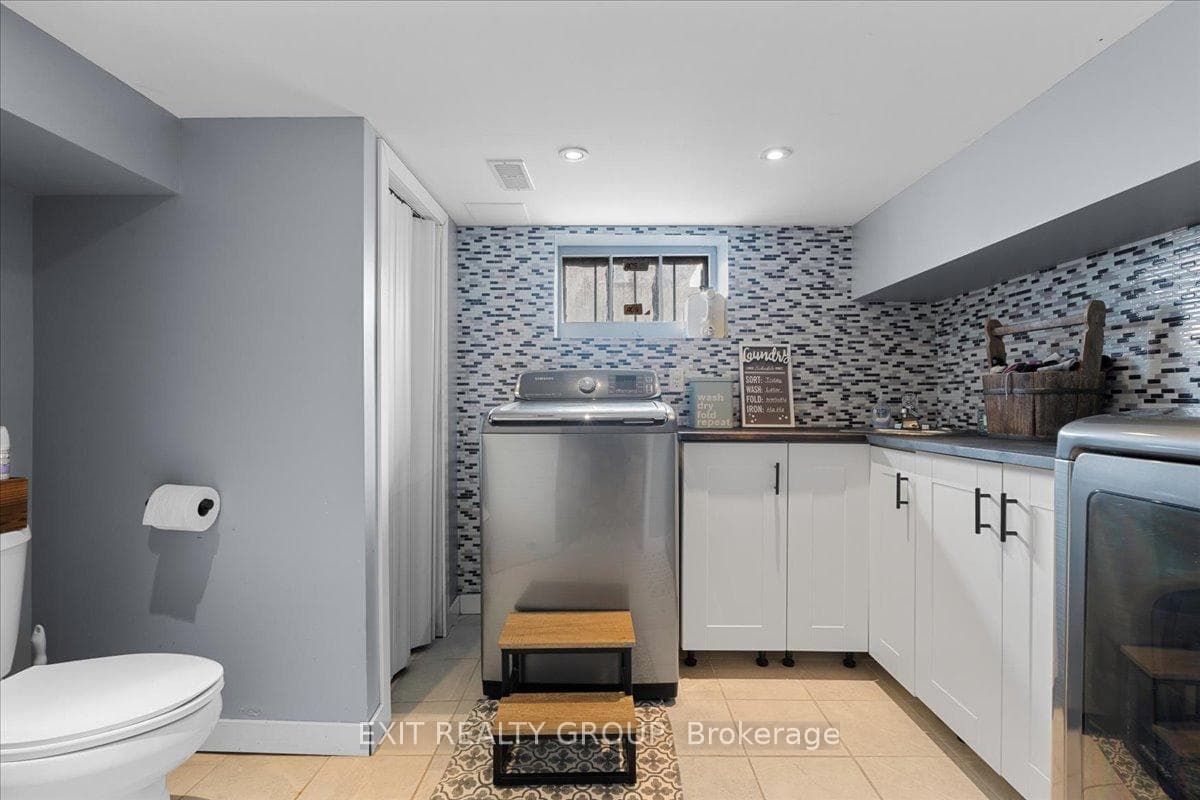 58 Sinclair Street photo 24