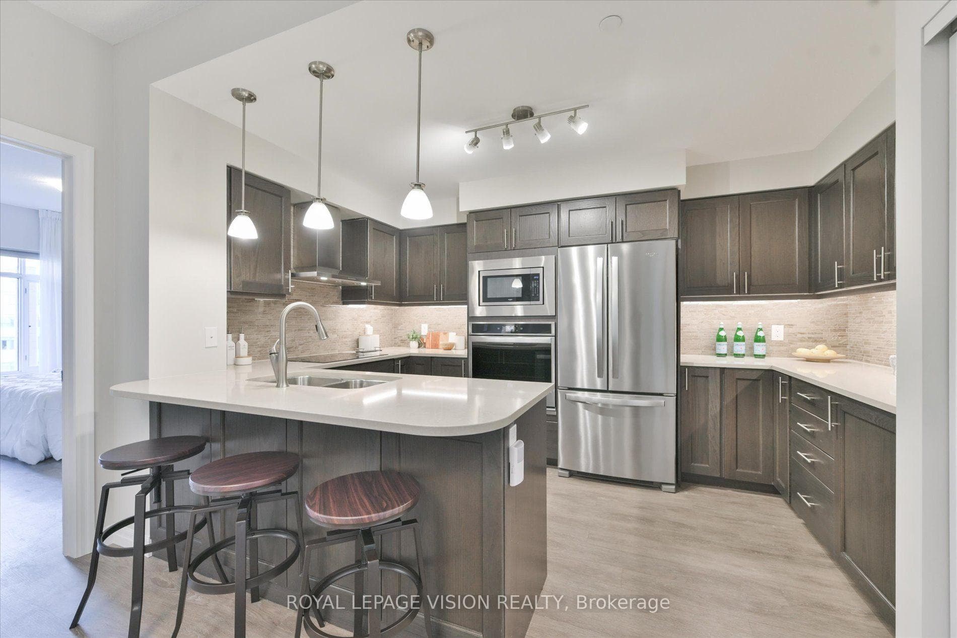 440 William Graham Drive Unit 403 photo 11