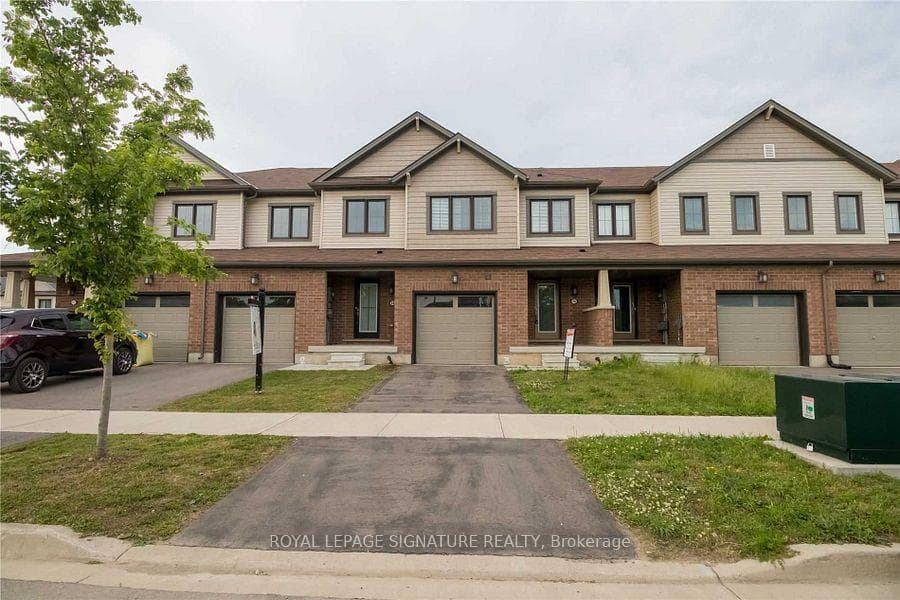 76 Scarletwood Street photo 4