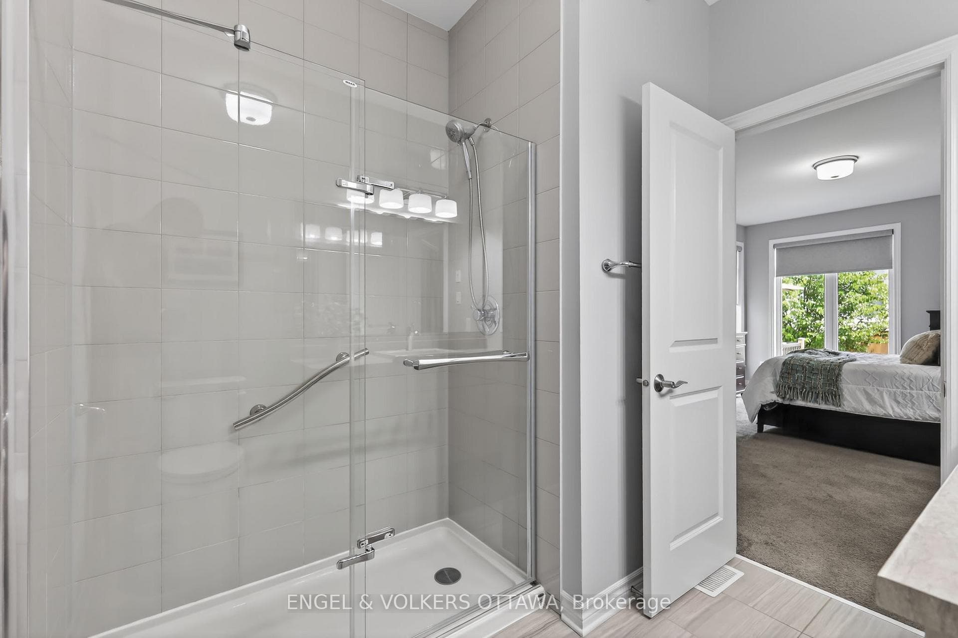 871 Tewin Circle photo 16