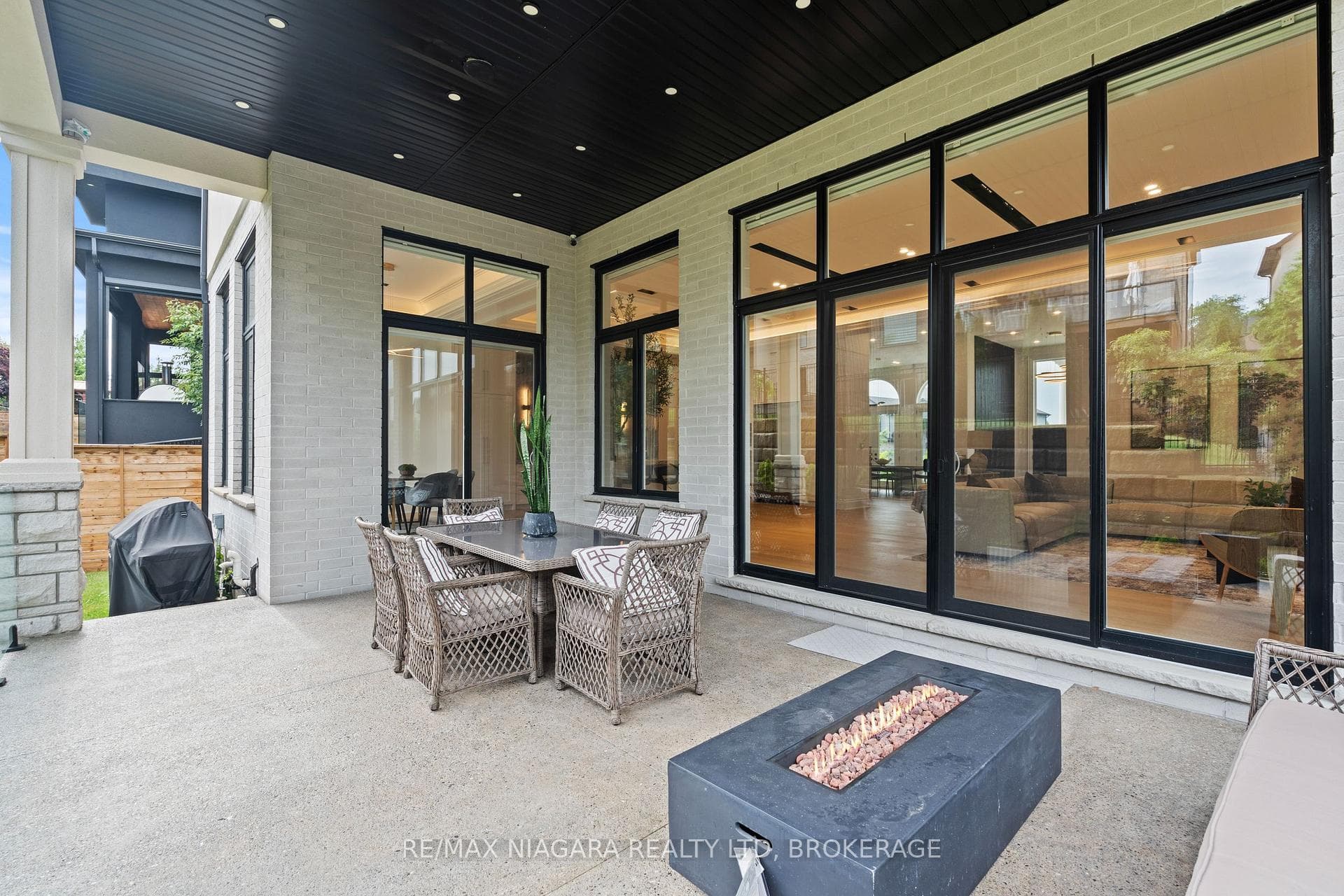 58 Kenmir Avenue photo 41