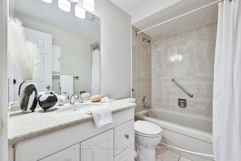 3546 Copernicus Drive photo 35