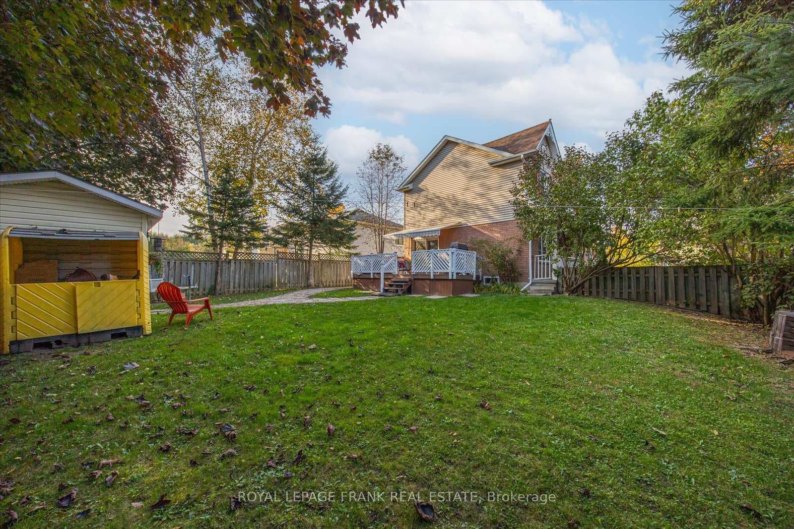 163 Edward Street photo 39