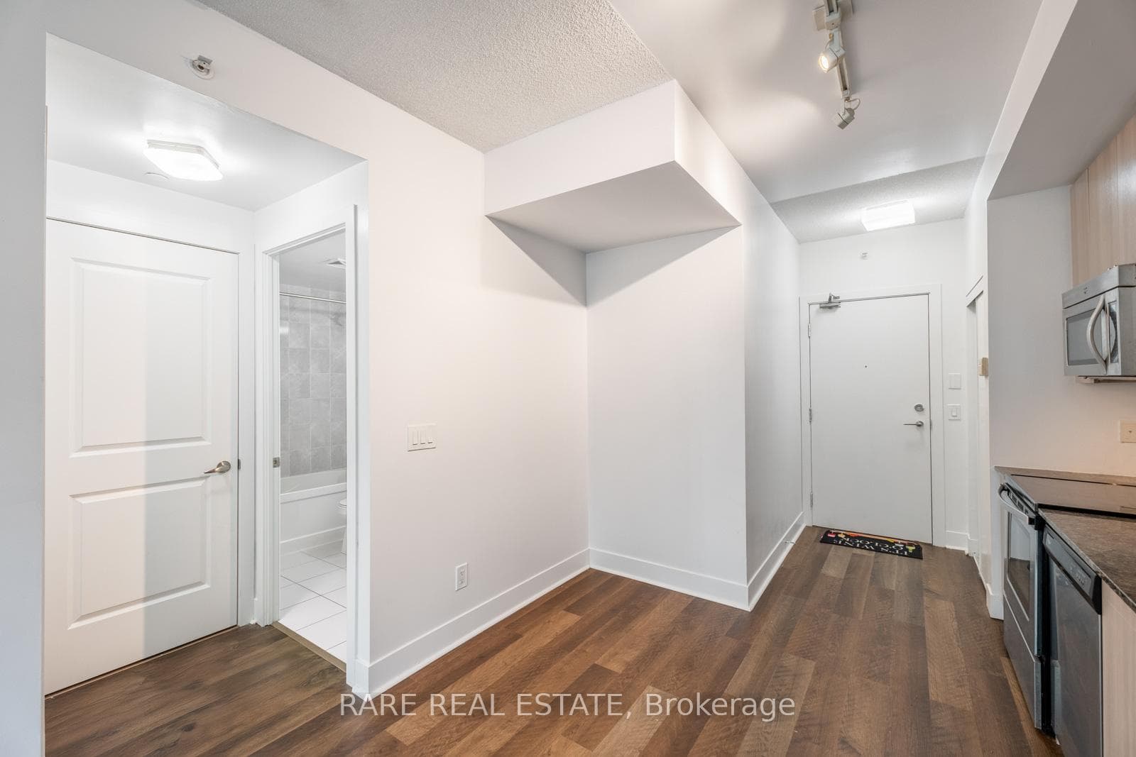 68 Merton Street Unit 208 photo 18