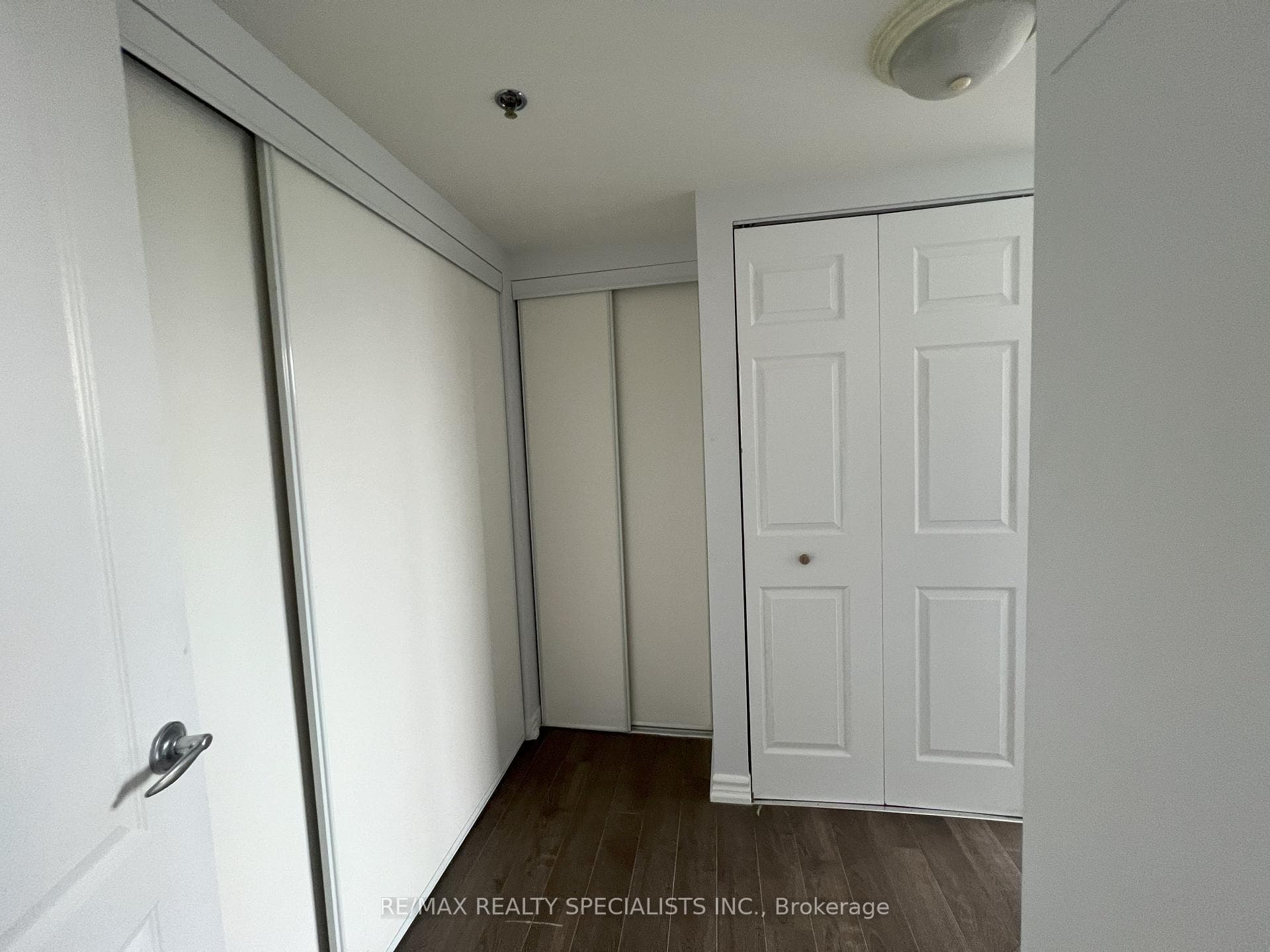 4640 Kimbermount Avenue Unit 209 photo 12
