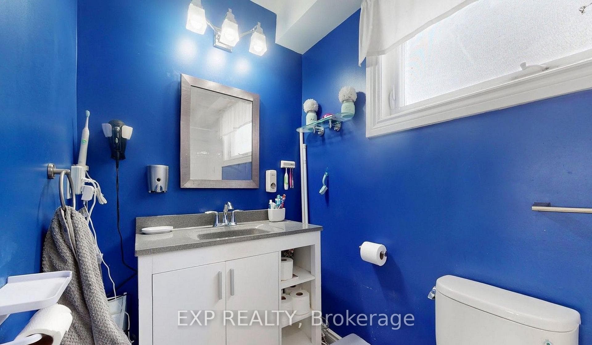 274 Demaine Crescent photo 31