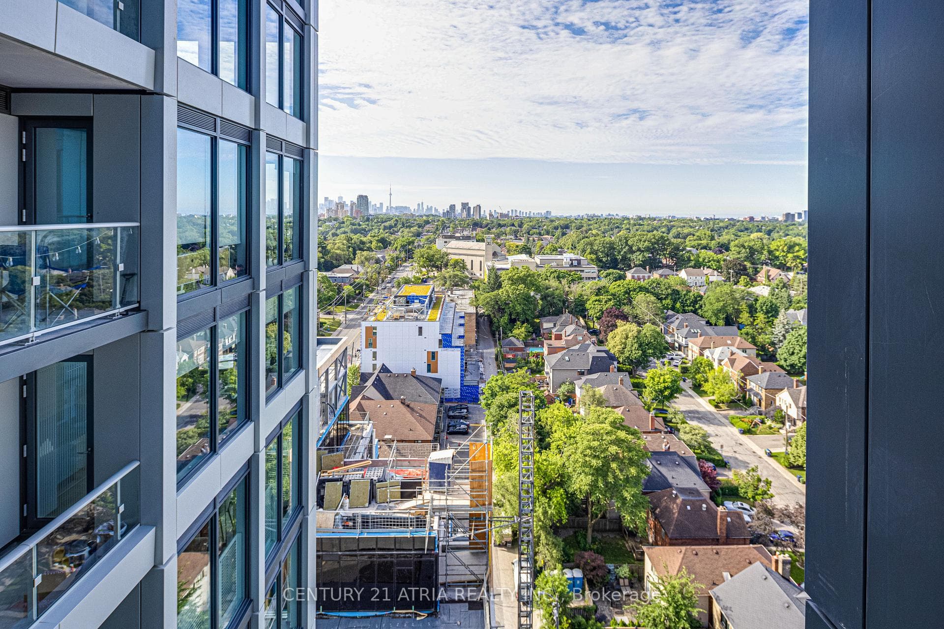 2020 Bathurst Street Unit 1702 photo 20