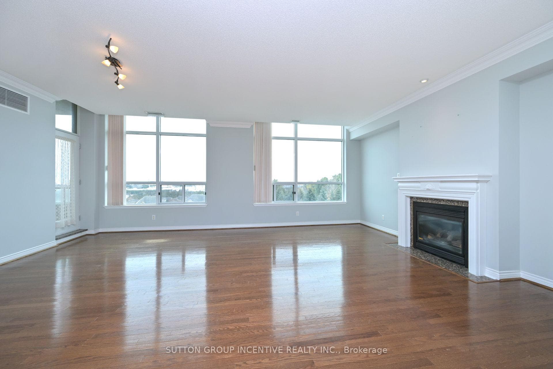 4 Briar Hill Heights Unit 508 photo 10