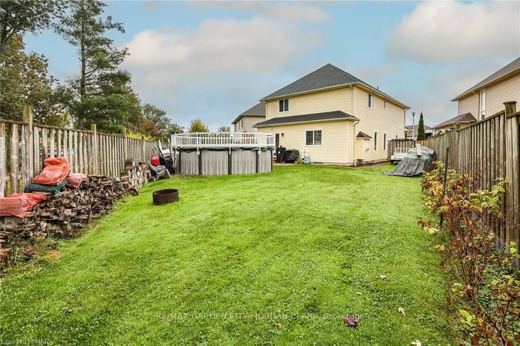 274 REGATTA Drive photo 39