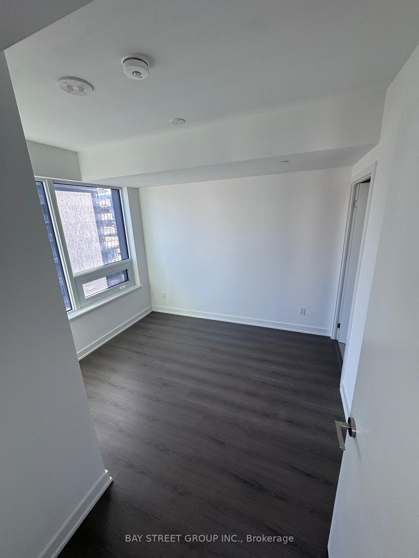 8 Wellesley Street Unit 1212 photo 12