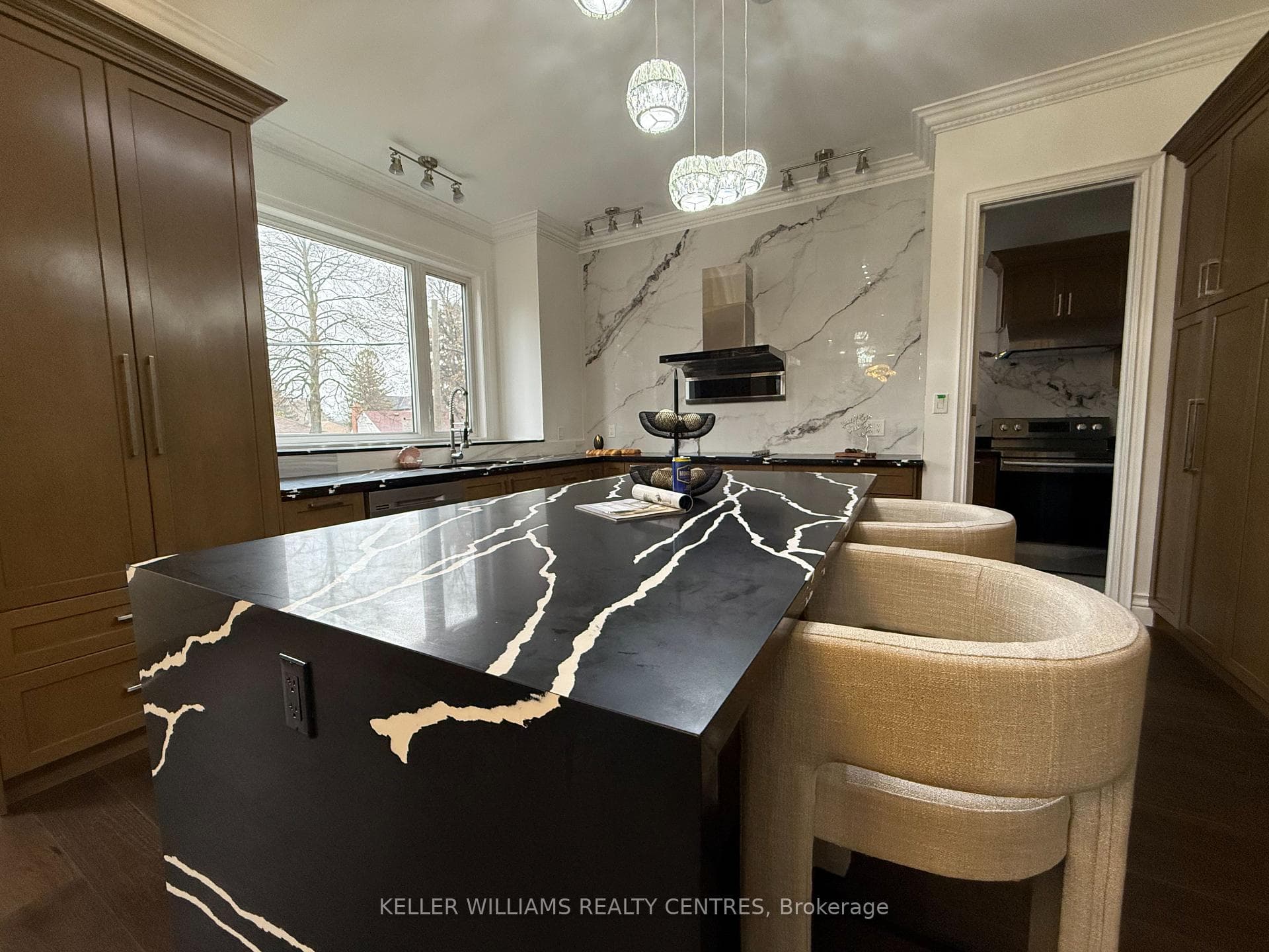 121 Earlton Road photo 34
