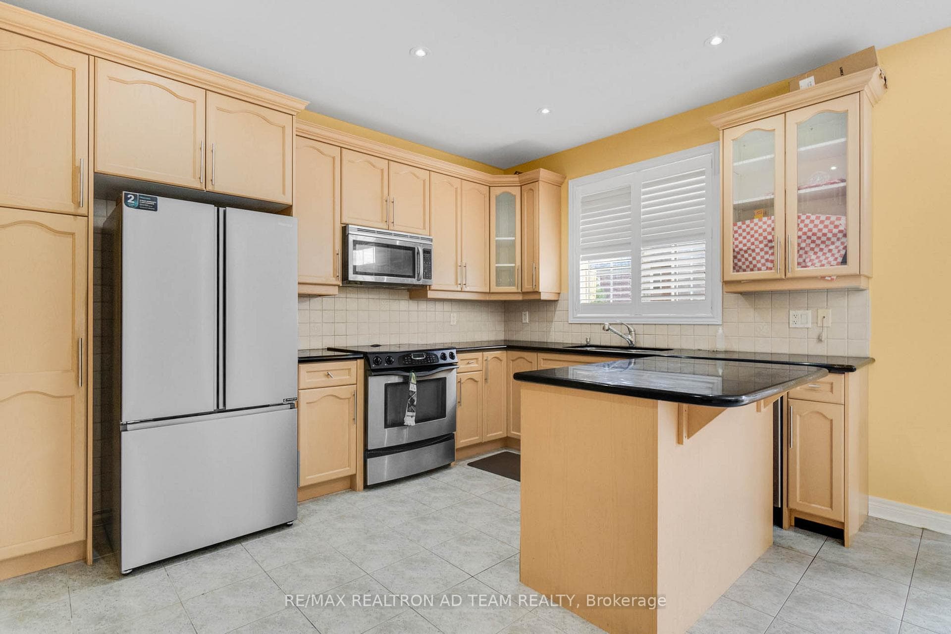 498 Tremblant Court photo 13