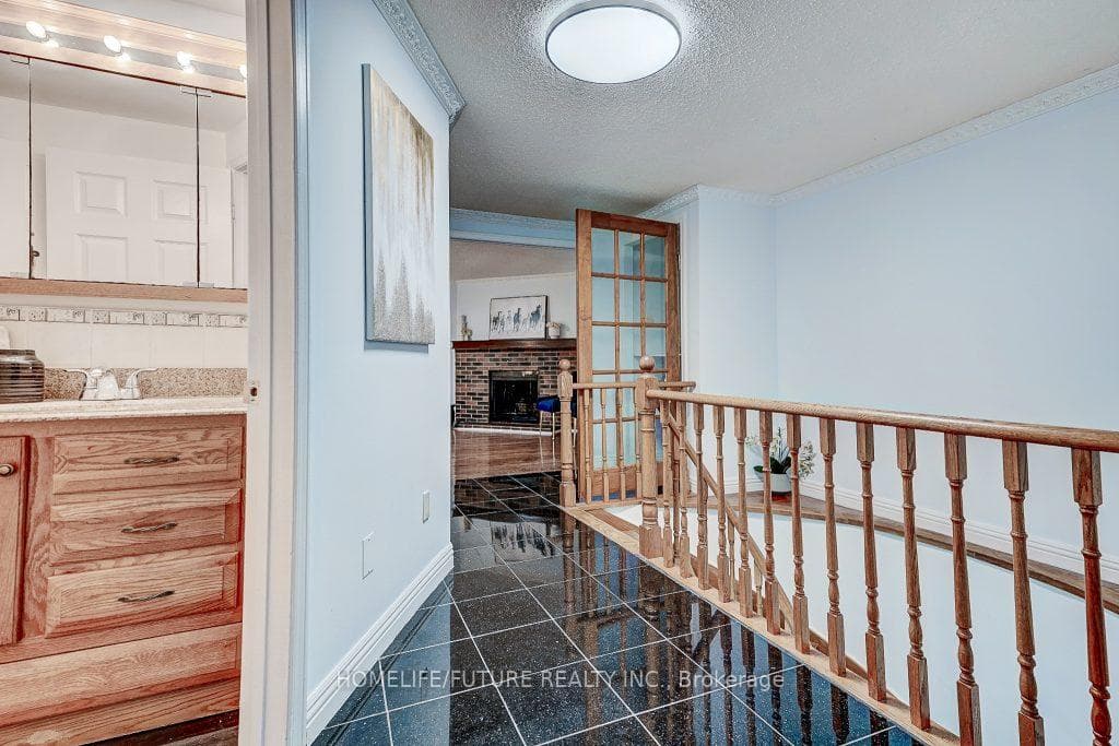 57 Roughfield Crescent photo 28