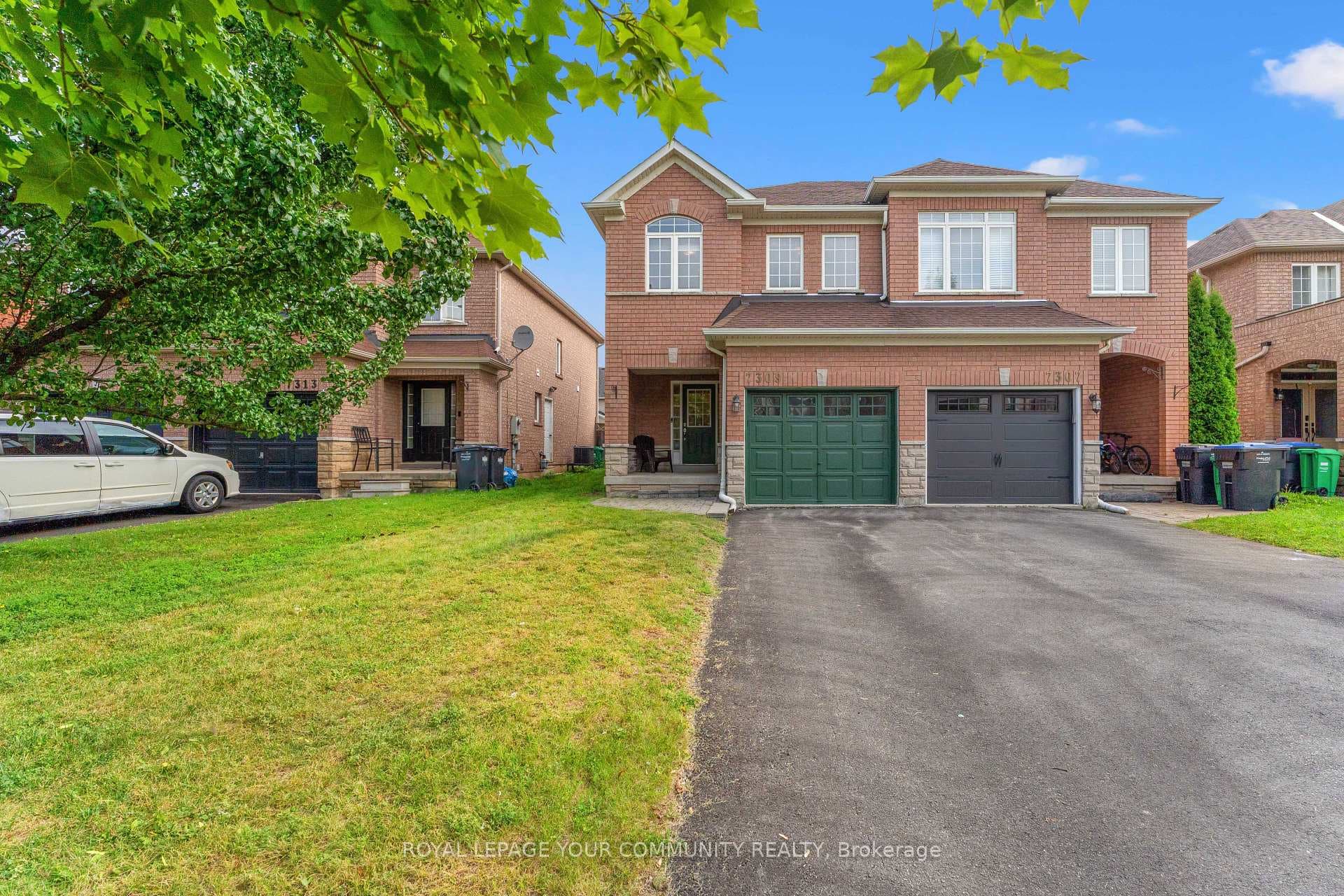 7309 Cork Tree Row photo 2