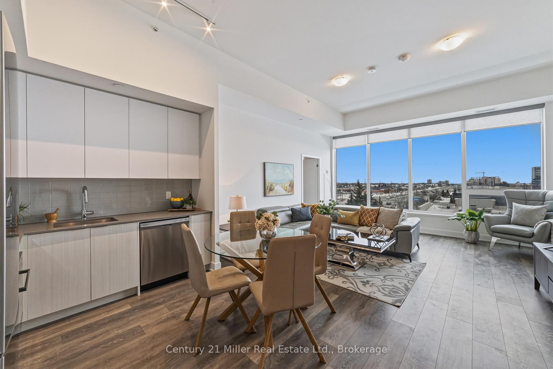 297 Oak Walk Drive Unit 320 photo 12