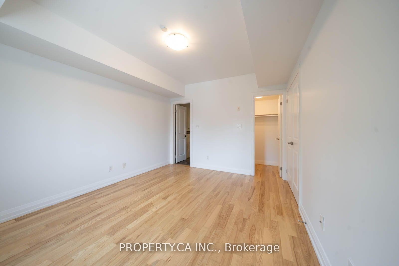 473 Dupont Street Unit 3 photo 15