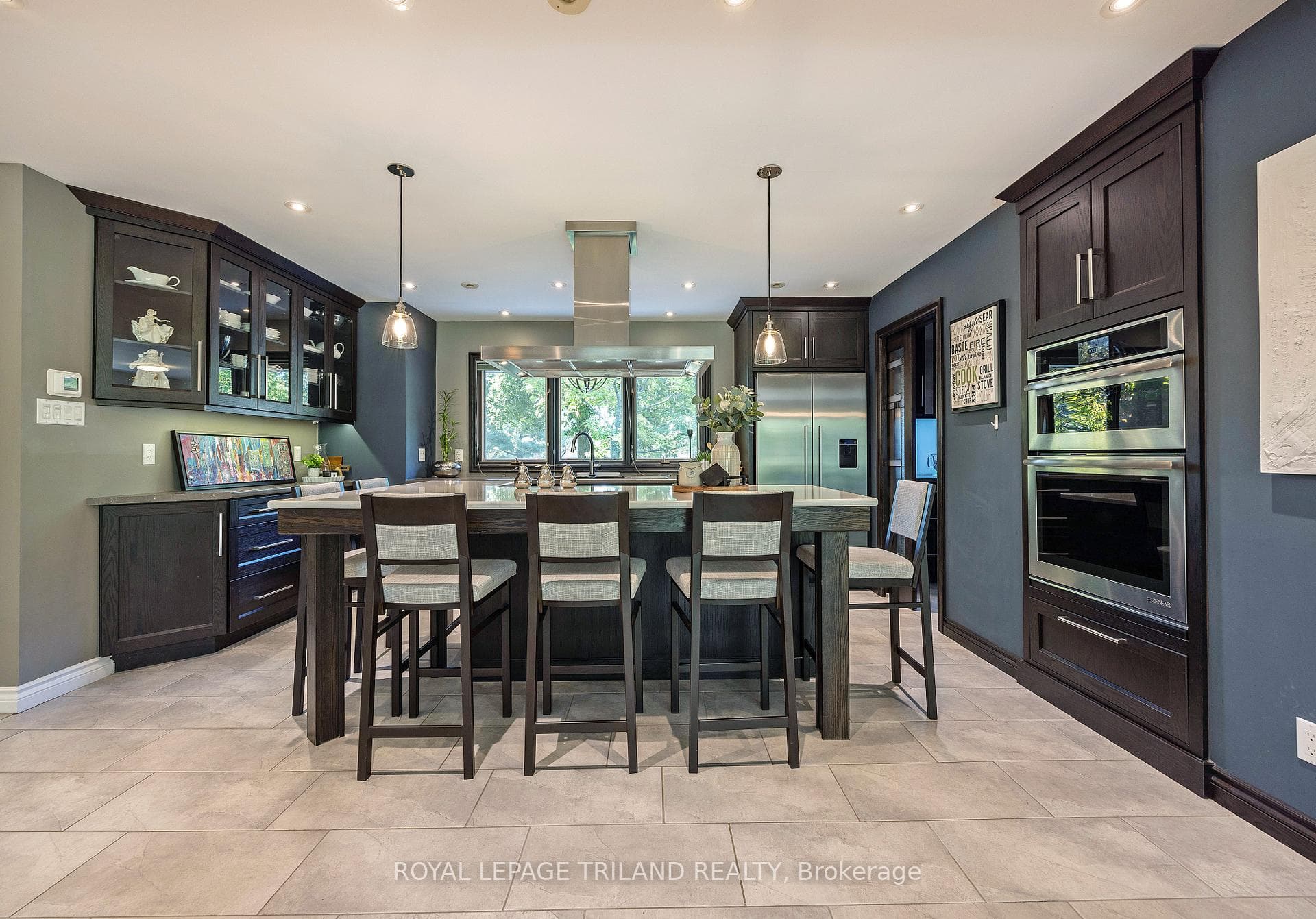 71 Kingsford Crescent photo 7