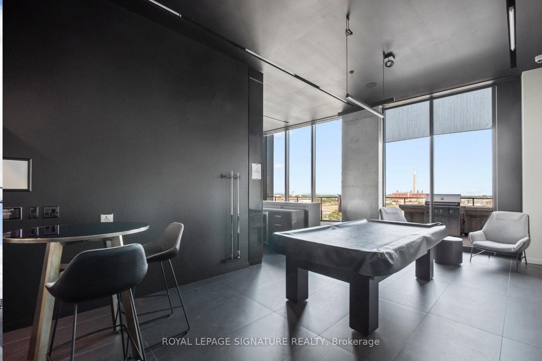 21 Lawren Harris Square Unit 508 photo 15