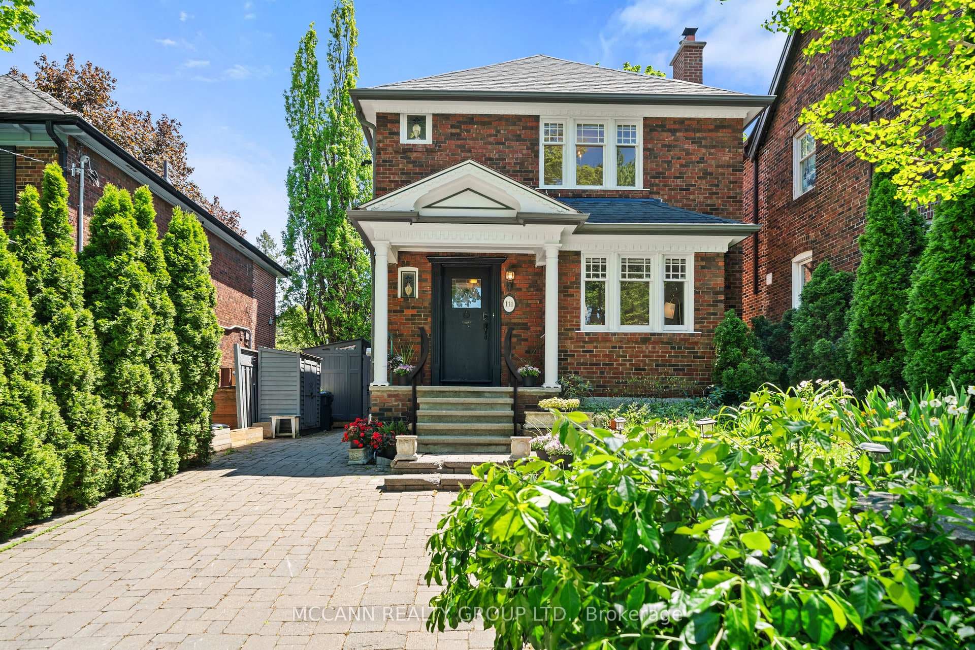 111 Chudleigh Avenue photo 1