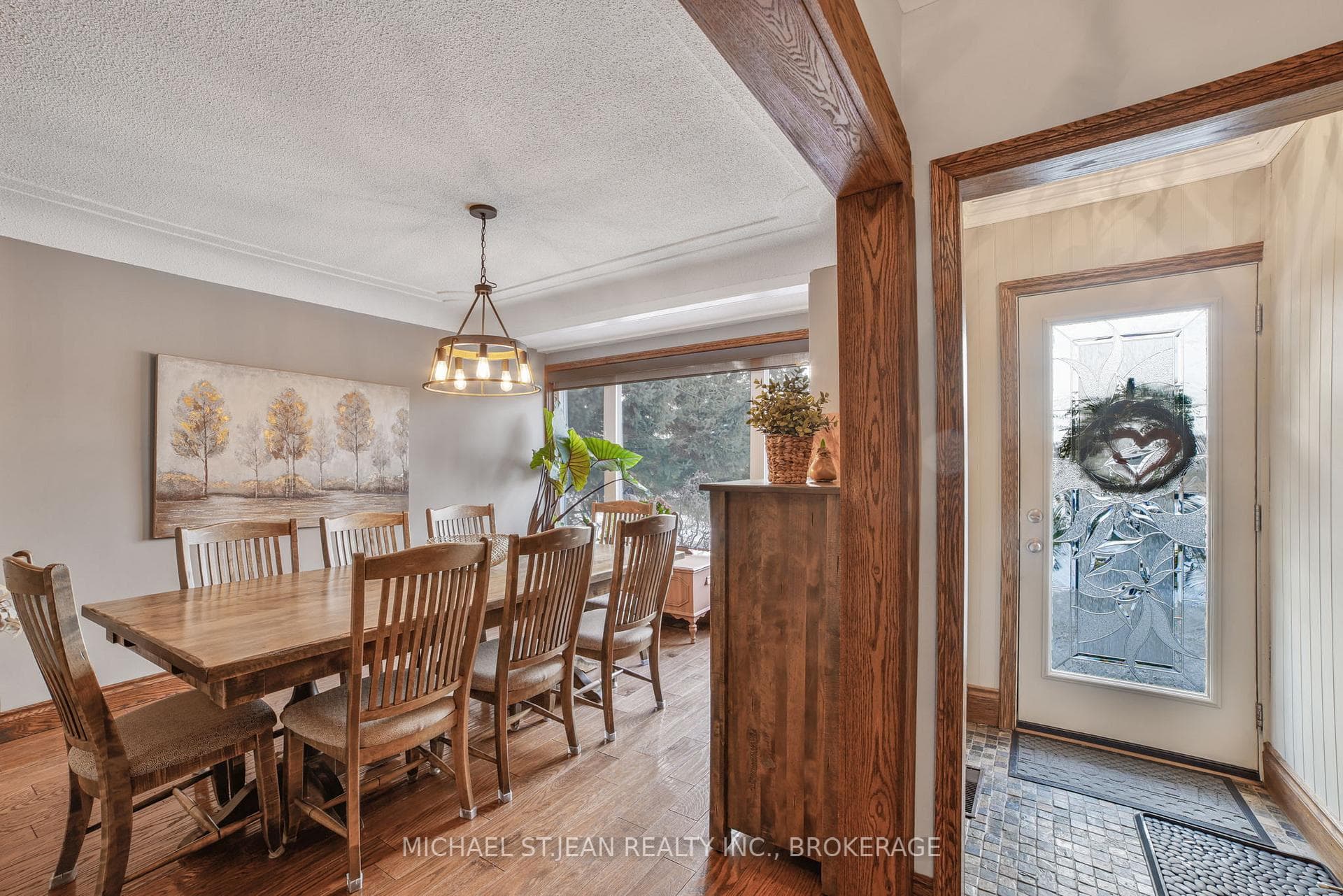 8494 20 Road photo 11