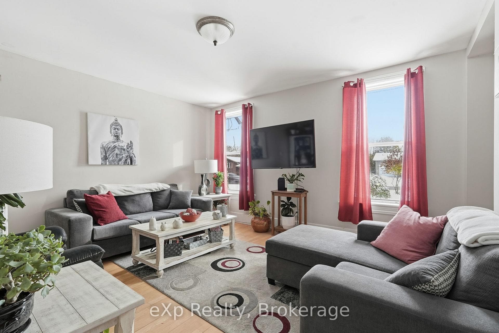In Law Suite Livingroom