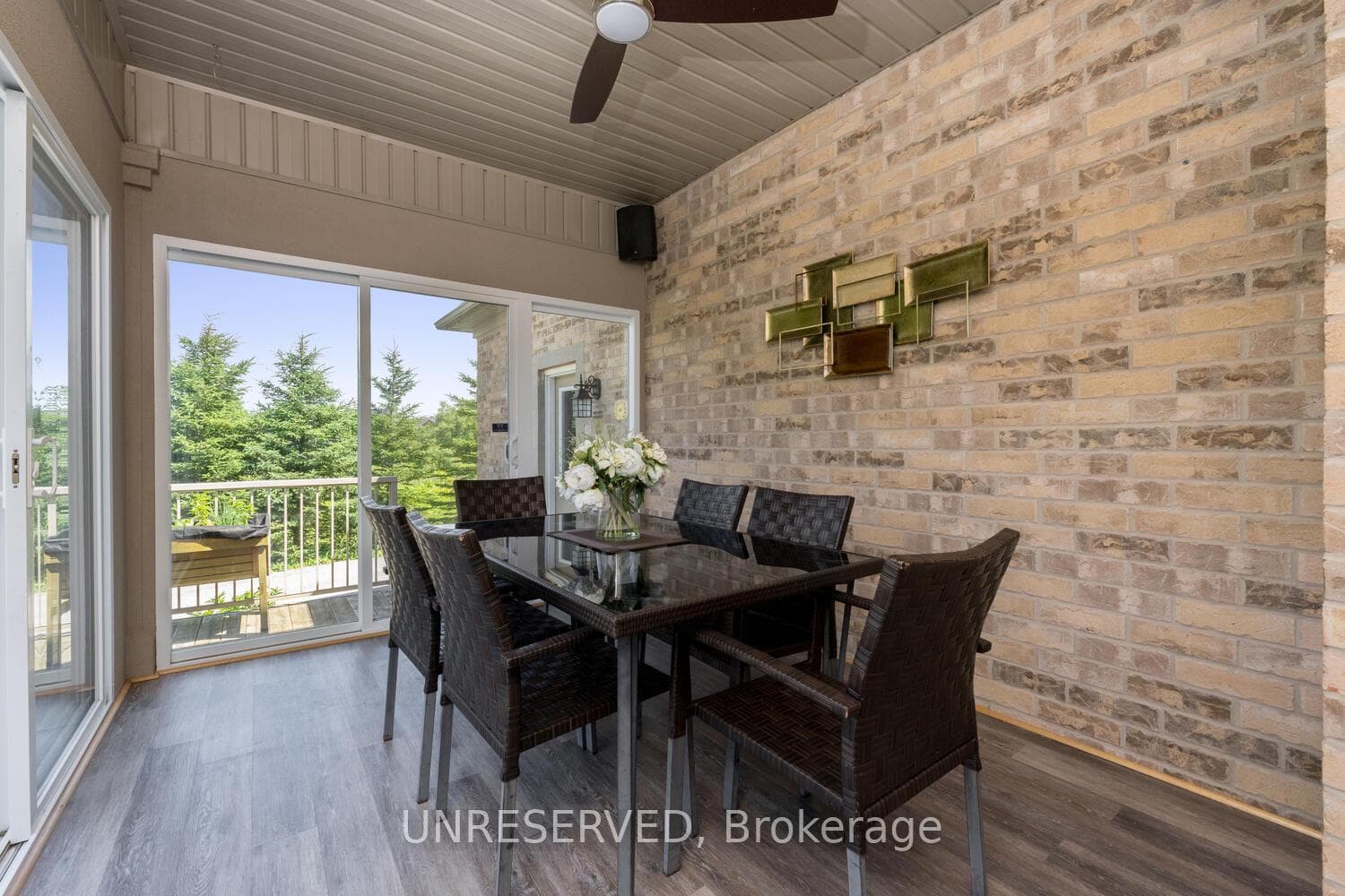 3 season sunroom