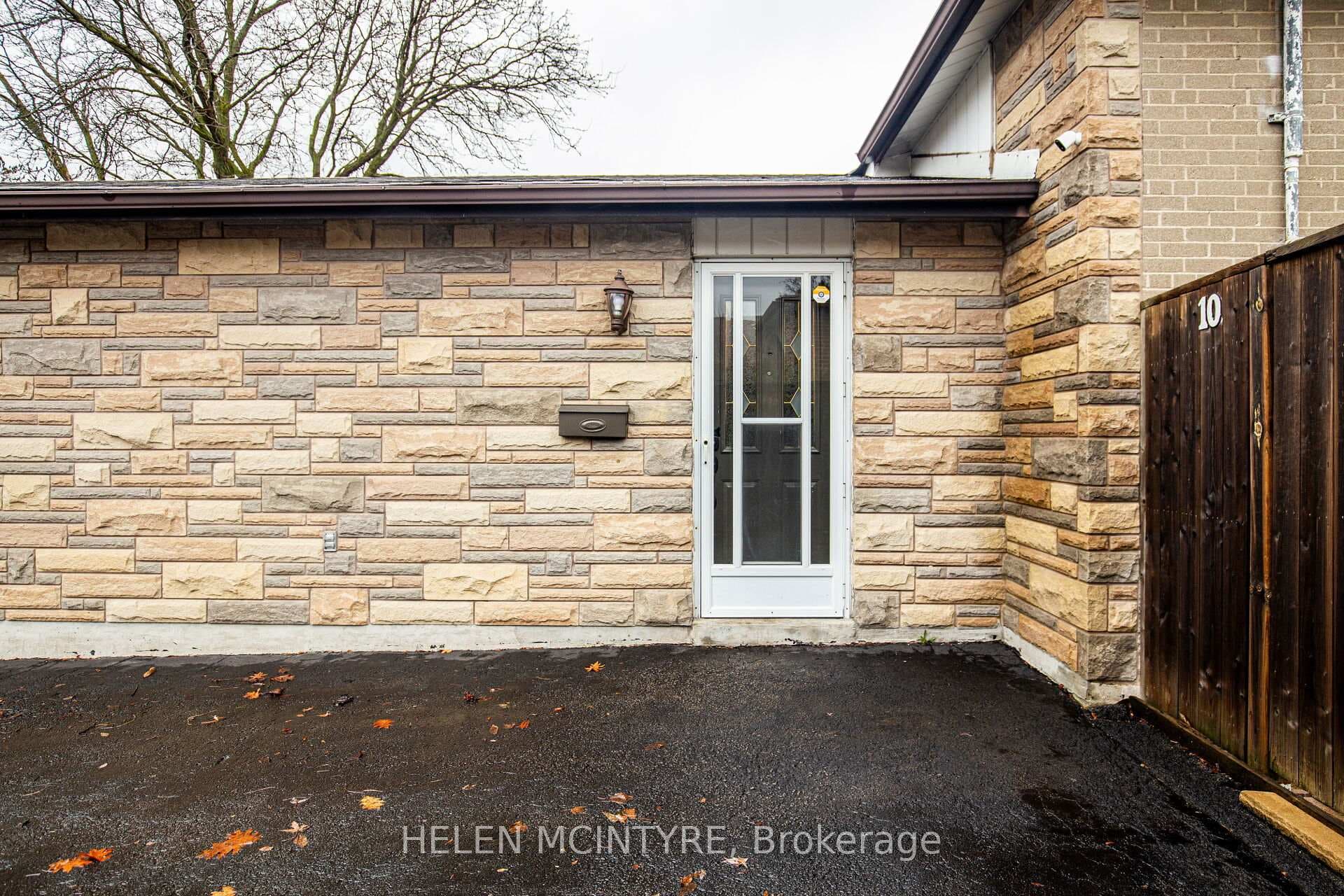 10 Humheller Road photo 3