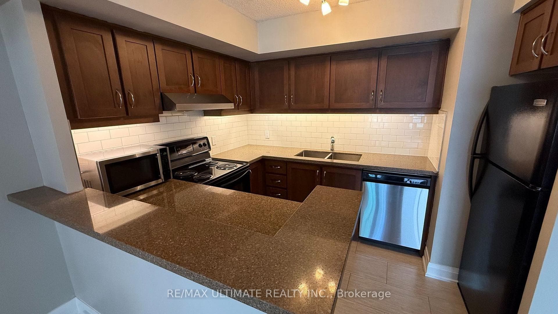 25 The Esplanade N/A Unit 913 photo 15